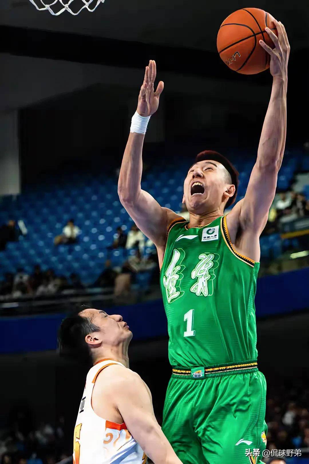 关于重磅！风云突变门兴格拉德巴赫冲刺阶段手感冰凉深圳男篮今晨伤情更新，转会期北京首钢调整名单以备NBA季后赛的信息